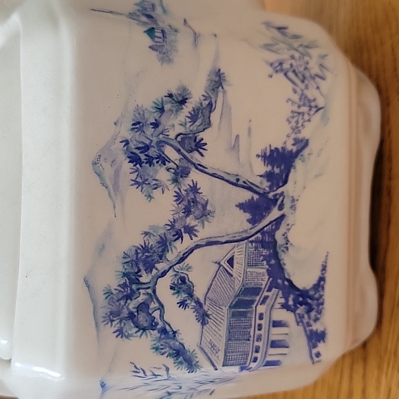 Teapot - Picture 2 of 9